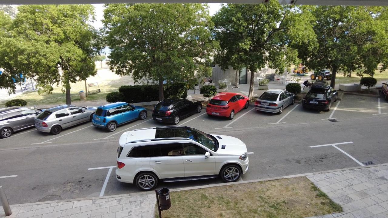 Apartment Dina 奥米什 外观 照片